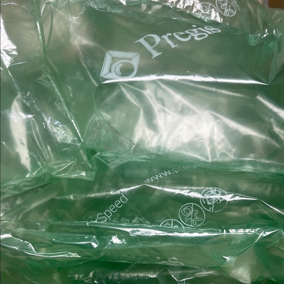 50 Air Cushion Packaging - Picture 5 of 9